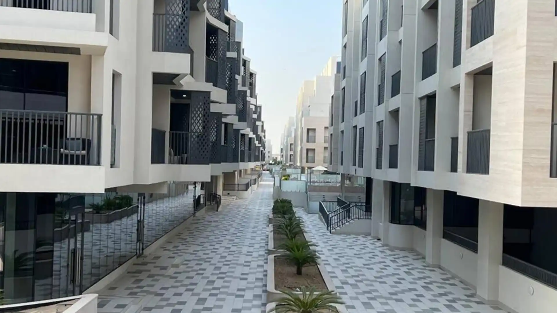 Sunset 1 Beach Apartment by Emaar